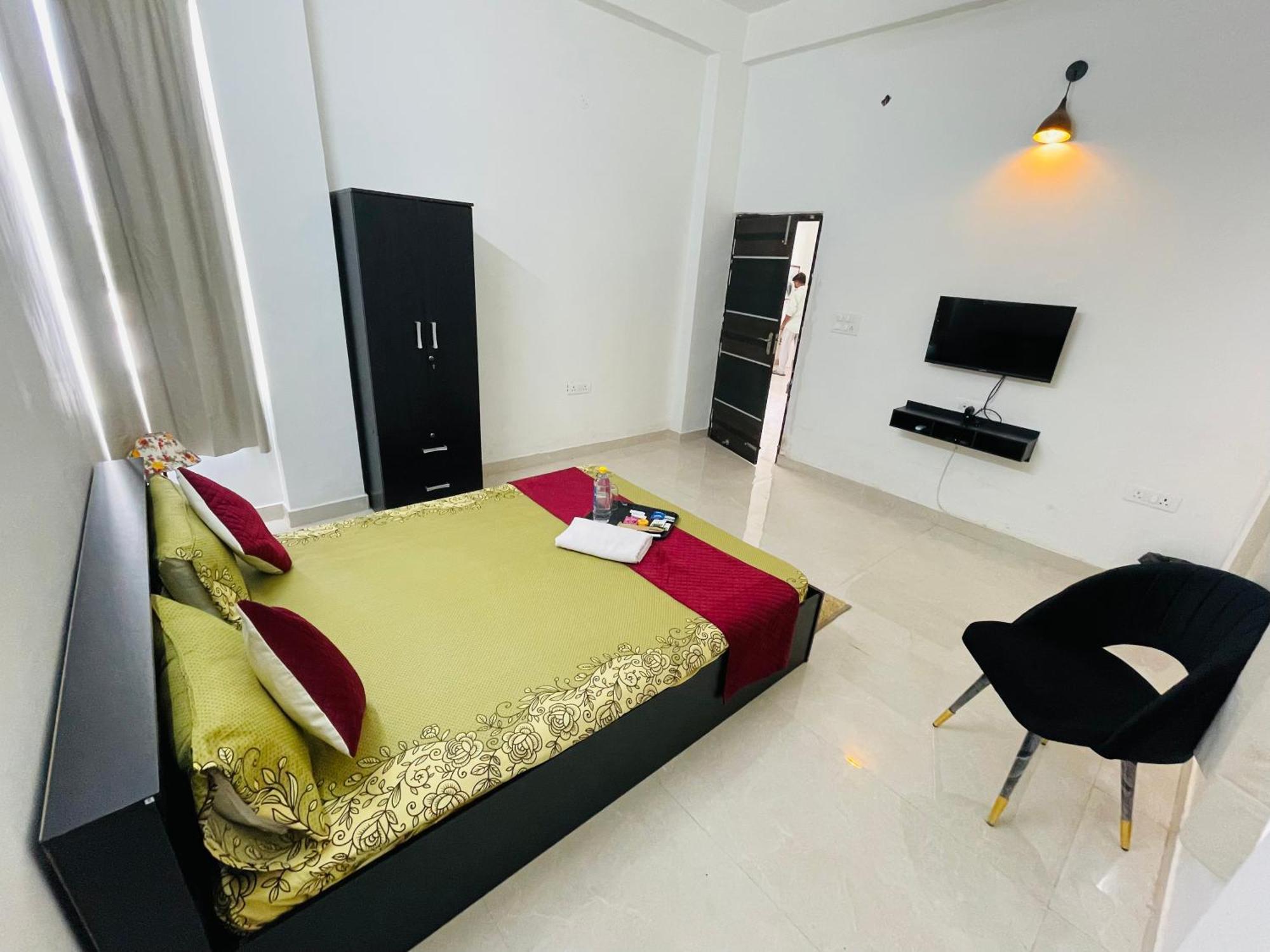Two Bhk Abode In Golf City ラクナウ エクステリア 写真