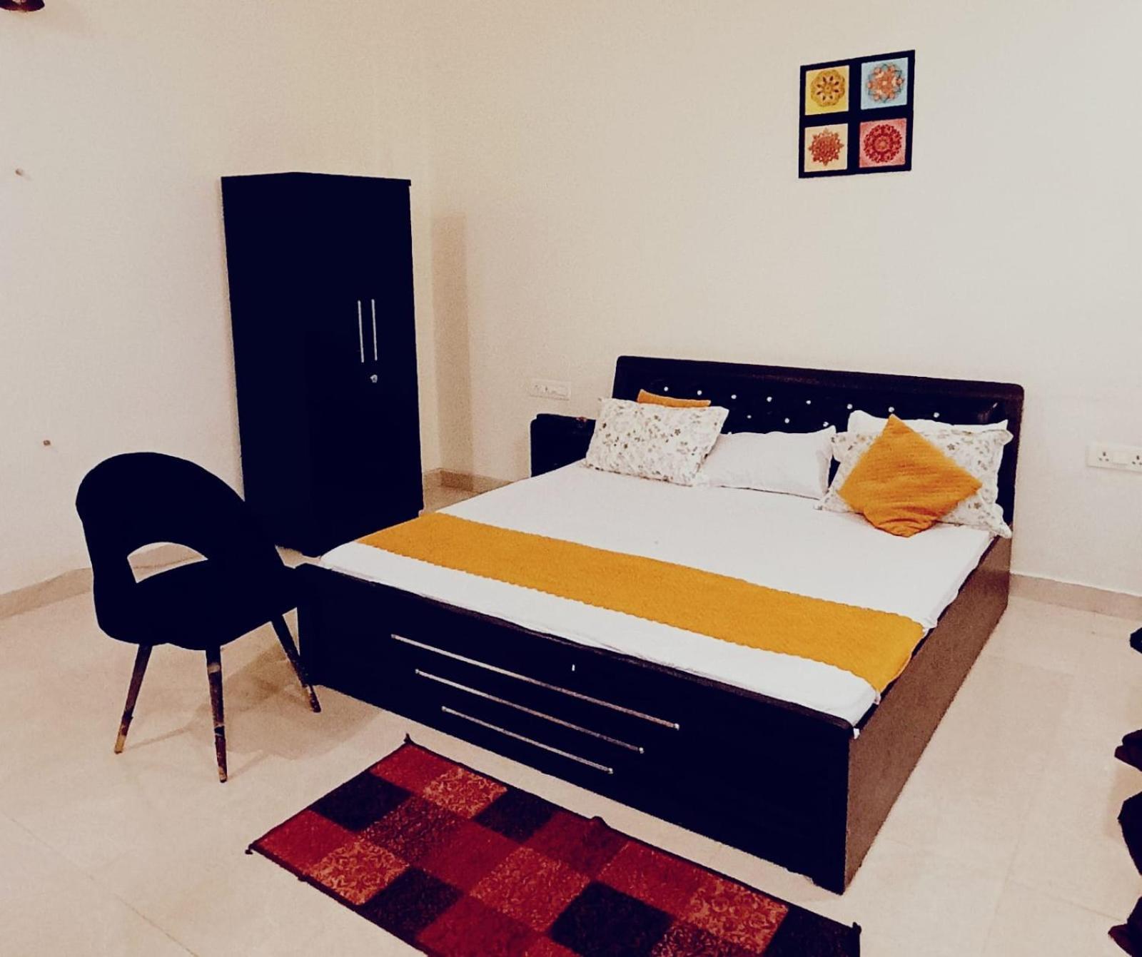 Two Bhk Abode In Golf City ラクナウ エクステリア 写真