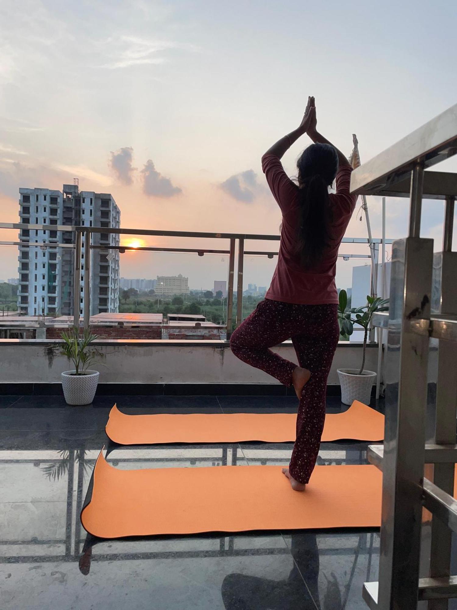 Two Bhk Abode In Golf City ラクナウ エクステリア 写真